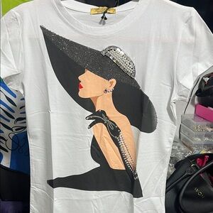 Vinizbena Embellished Lady Graphic Tee in Black & White